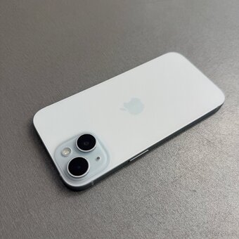 iPhone 15 128GB modrý, jako nový bez škrábance, záruka - 2