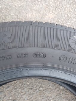 Letni pneu 205/60 R16 - 2