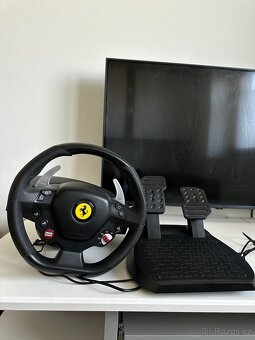Herní volant Ferrari - 2