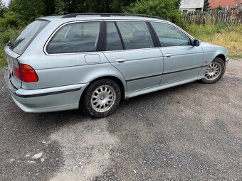 BMW 525 TDS - 2