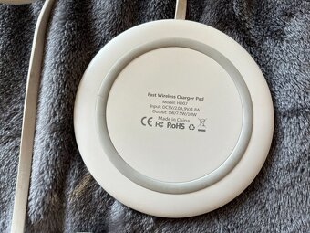 Epico Slim Wireless Pad 10W7,5W5W - Bílá - 2