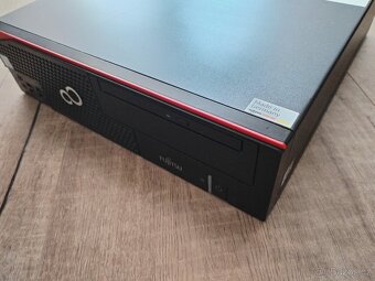 PC Fujitsu ESPRIMO win 11 - 2