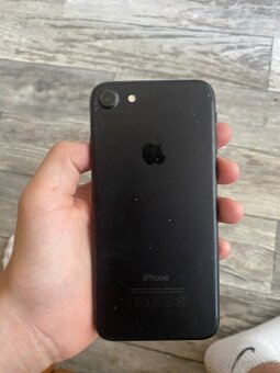 iPhone 7 - 2