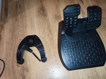 Volant Thrustmaster T80 Ferrari 488 GTB Edition - 2