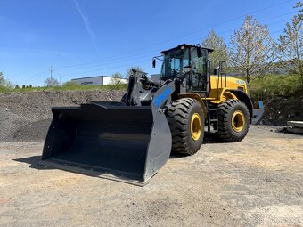 Čelní kolový kloubový nakladač - 2