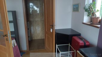 Samostatný pokoj s balkónem P5 Hlubočepy, ul. Högerova DK000 - 2