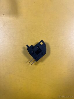 Spínač brzdy nový - 2