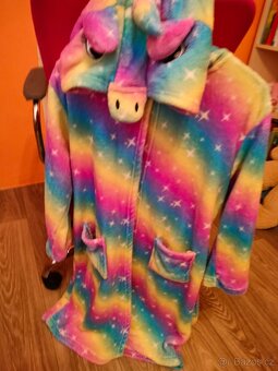 Dívčí oblečení - 2