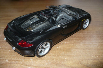 Porsche Carrera GT 1:18 - 2