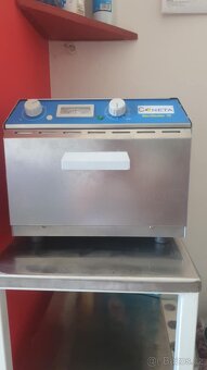 Sterilizátor horkovzdušný - 2