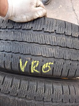 Zimní pneumatiky 2ks 215/65/16C - 2