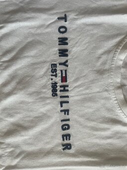 Pánské triko Tommy Hilfiger - 2