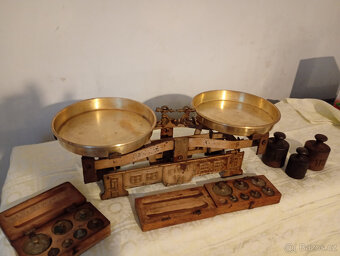 starožitná váha Eiwa + příslušenství - 2