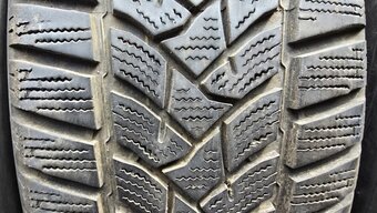 Zimní pneumatiky 205/55/16 Dunlop - 2