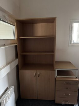 Skříně kancelářské/knihovny - 2