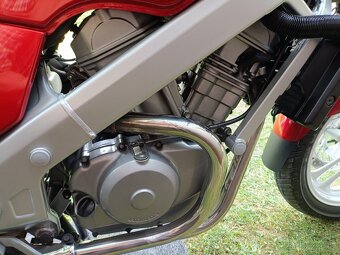 Honda NTV 650 - 2