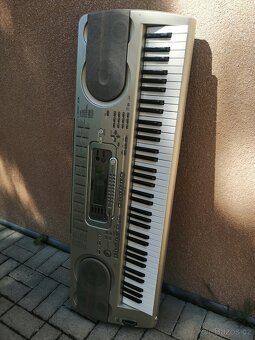 CASIO WK 3300- větši, 6,5 oktávy, 76 kláves, Usb host. - 2