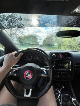 Volkswagen Scirocco 2.0 tsi rychlé jednání sleva - 2