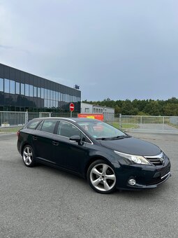 Toyota Avensis 2.2 D-4D, 2013 Automat | Euro 5 | (Top Stav) - 2