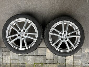 Alu.kola Ford Mondeo - 225/45/17 zimní zánovní pneu. - 2