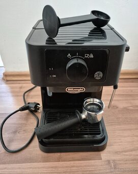 Pákový kávovar DeLonghi - 2