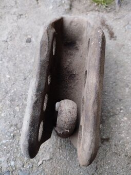 Náhradní díly na traktor - 2