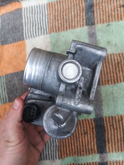 Prodám škrtící klapku Fabia 1 - 2