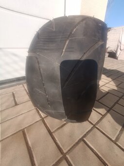 Pneu 215x40x13 - 2