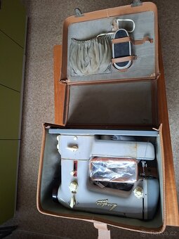 Sici stroj Lada Lux - 2