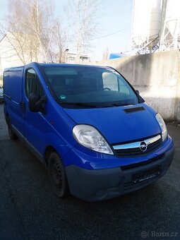 Rozprodám na díly Opel Vivaro 2.0CDTI - 2