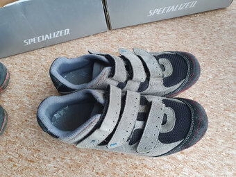 MTB tretry na kolo v. 37 Specialized - 2