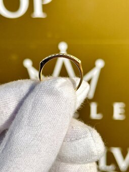 Zlatý prsten 2,28g - 2