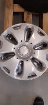 Sada plechových disků a letních pneu - 2