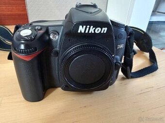 Nikon D90 + 3x objektivy - 2