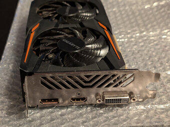 Gigabyte RX560 GAMING OC 4GB - 2
