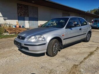 Honda Civic 1.5 EKO hatch - 2