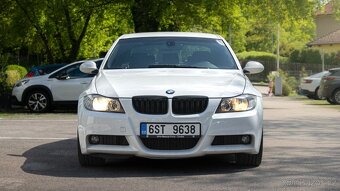 BMW e90 325i - 2
