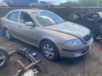 Náhradní díly Octavia2 před facelift,kód barvy 9201 - 2