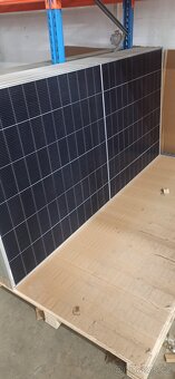 solární panel Huasun 570W - 2
