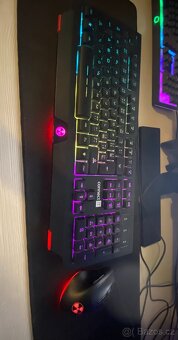 Prodám herní set klávesnice a myši – Connect IT Battle RNBW - 2