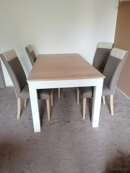Jídelní stůl + židle - 2