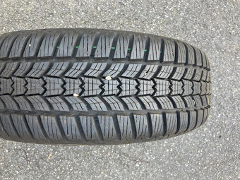 1ks plechový disk Š Kamiq 16" + nová pneu 205/60 R16 Sava - 2