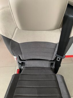 Prodám prostřední sedadlo VW Multivan T7 Alcantara - 2
