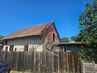 Prodáme rodinný dům Dřínov č.p. 28 – ideální pro rekonstrukc - 2