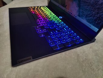 Herní notebook Lenovo Legion slim7 15IMH5 - 2