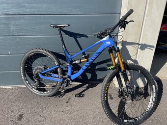 Canyon Torque CF9 2021 vel. M TOP stav NOVÁ CENA - 2