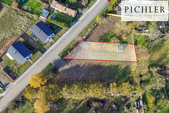 Prodej stavebního pozemku 759 m² - 2