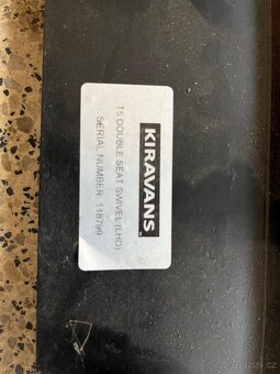 Otočná konzole pro dvojsedadlo VW T5 / T6 - 2