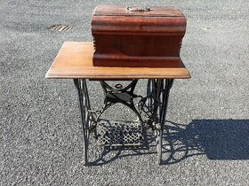 Prodám šicí stroj Gritzner Durlach - 2