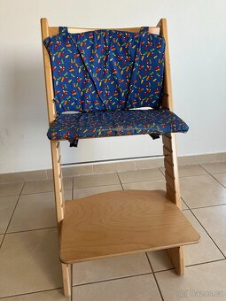 "Rostoucí" dětská židle (s polstrováním) - 2